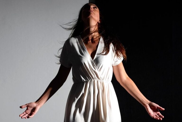 PORDENONE, “IO MI CHIAMO”: IL TEATRO DÀ VOCE AL CONTRASTO ALLA VIOLENZA DI GENERE