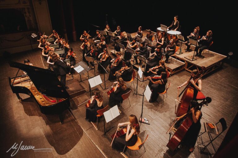 PESARO, LA RIVOLUZIONE GENTILE: IL FESTIVAL DELLE DIFFERENZE ENTRA NEL VIVO