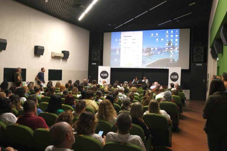 AREZZO, AL TEATRO MECENATE RATIFICATA LA FUSIONE TRA LE COOPERATIVE K2B E “SAPERI E LAVORO”