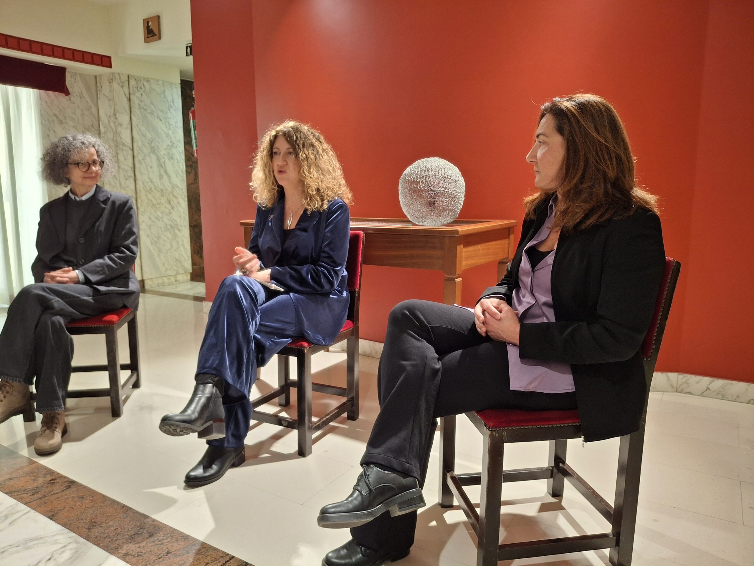 Foto conferenza stampa Legacoop Campania da sx Ceprano Santarpia Catellaccio scaled